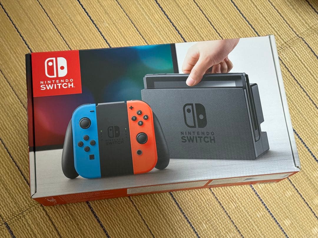 Nintendo Switch 本体 青/赤 2017年3月購入