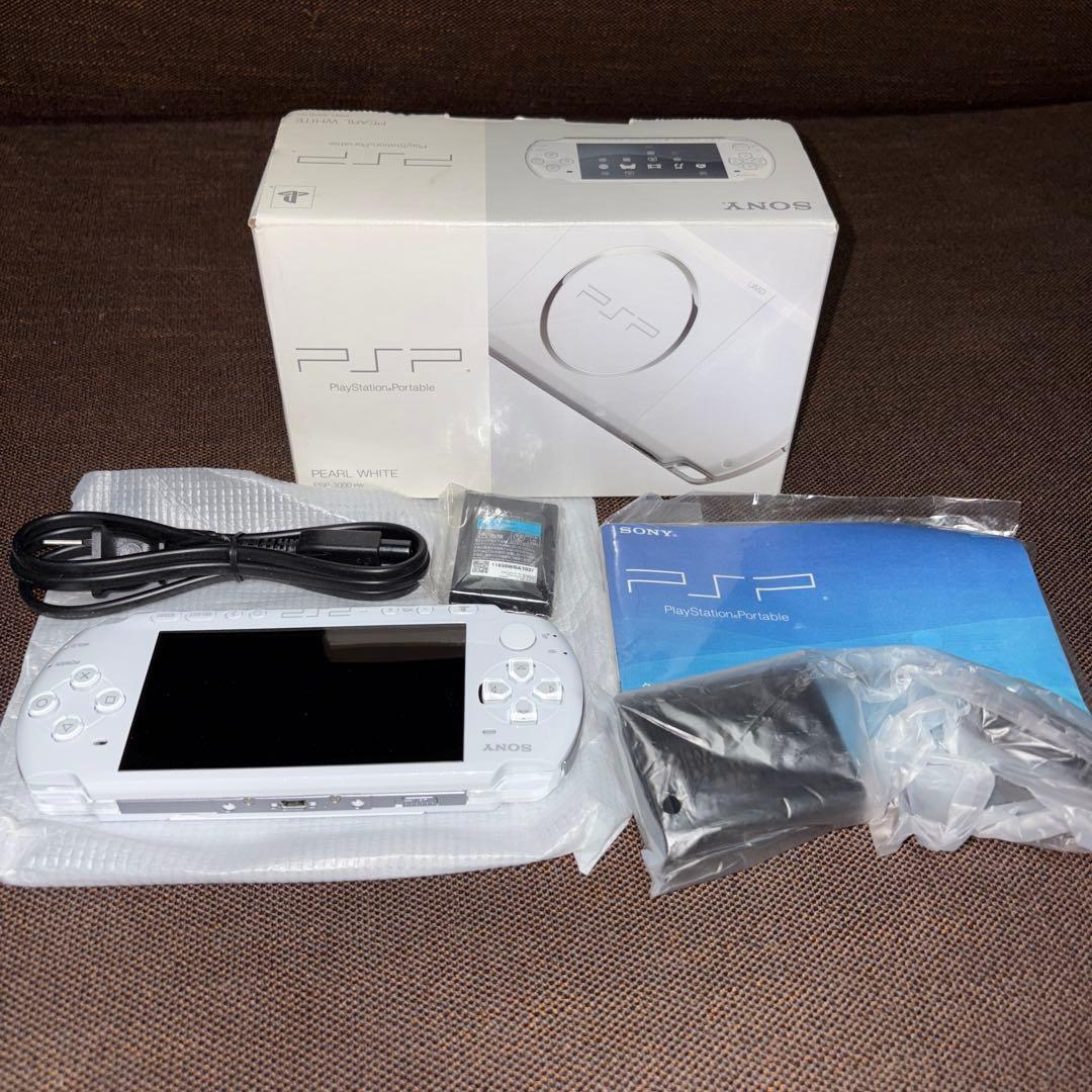 未使用品　PlayStation Portable(PSP-3000PW)