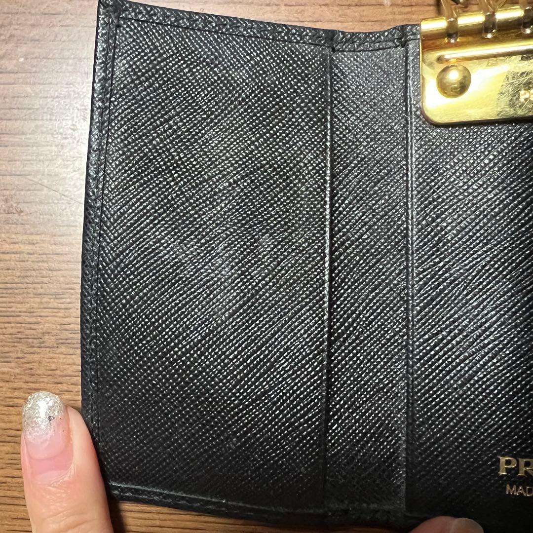 PRADA プラダ　キーケース　レザー　黒　リボン