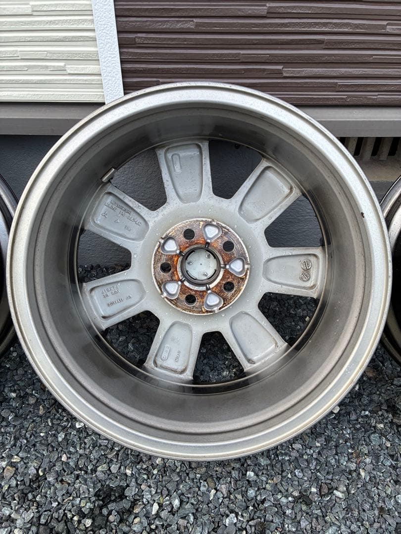 デリカD5 純正ホイール　18インチ