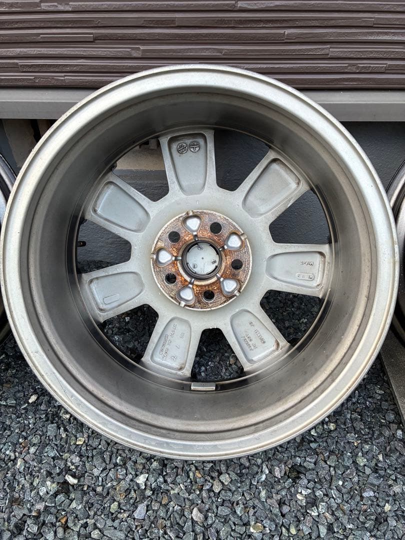 デリカD5 純正ホイール　18インチ