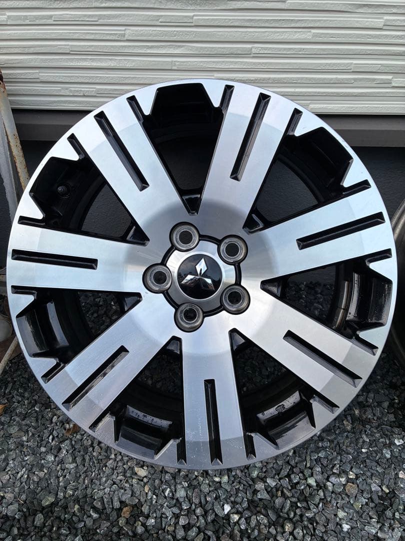 デリカD5 純正ホイール　18インチ