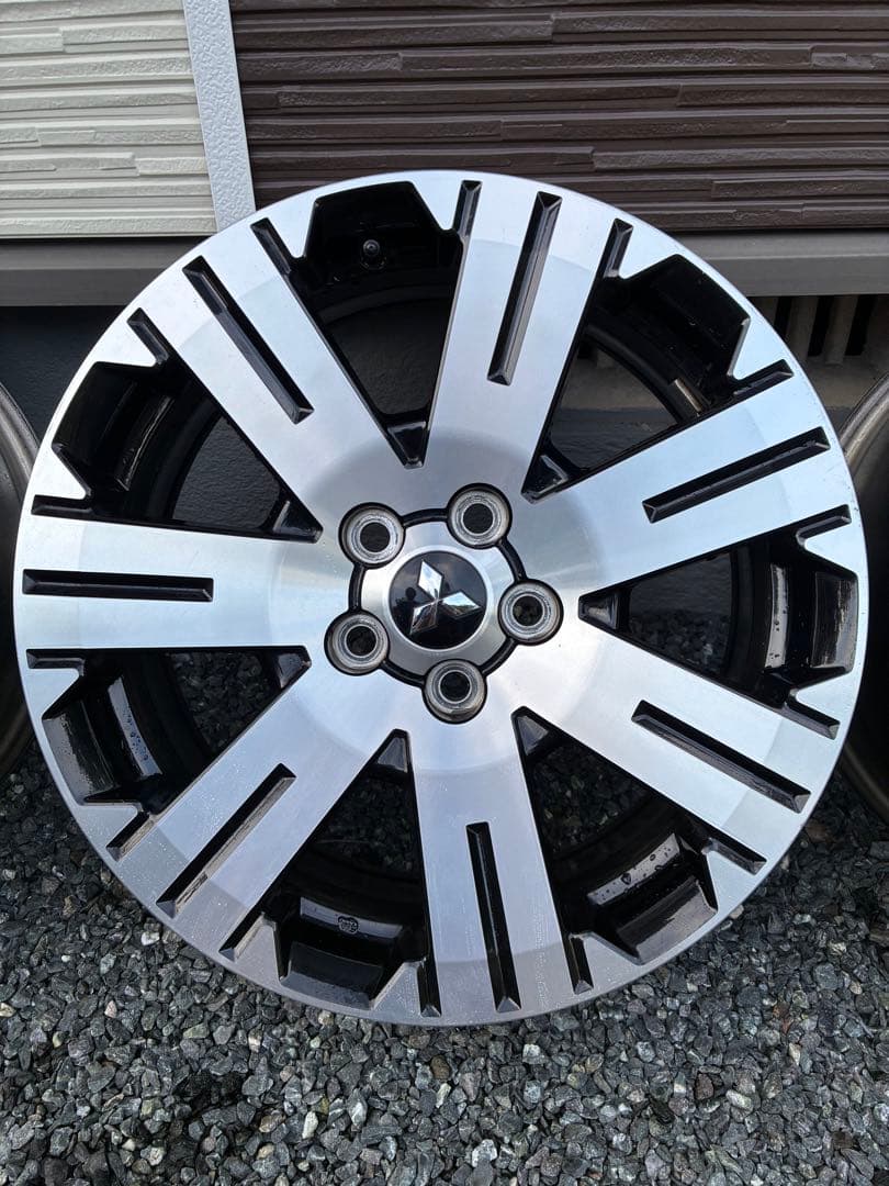 デリカD5 純正ホイール　18インチ