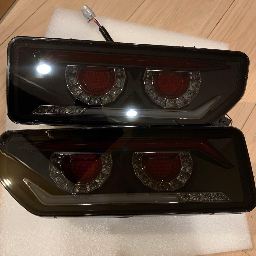 【新品未使用】JB64型 ジムニー LEDテールランプ JB74 反射板内蔵