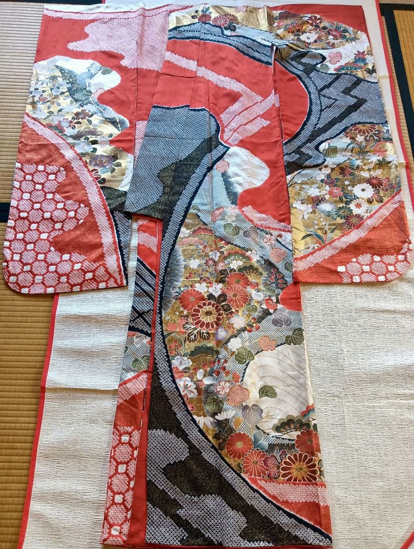 豪華総柄　本絞り金彩手描き友禅　振袖フルセット未着用しつけ付　丈163 裄66