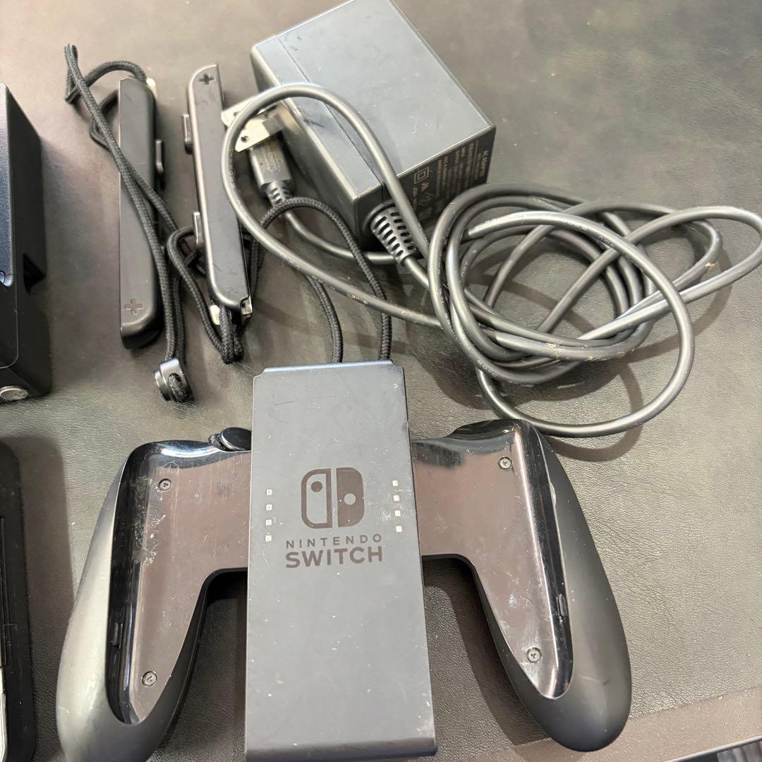 任天堂 Nintendo Switch HAC-001 ブルー×レッド　現状品
