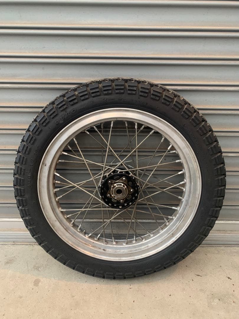 スターハブ　Hリム　18インチ　タイヤ付き　ハーレー ビンテージ