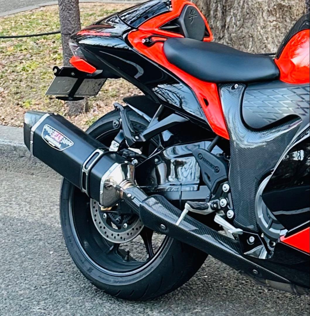 新型Hayabusa用　カーボンマフラーカバー