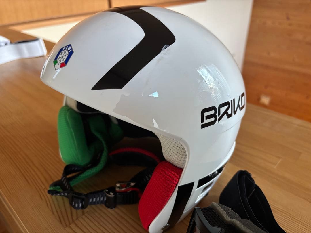 BRIKO ヘルメット