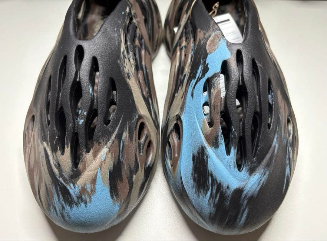 専用adidas YEEZY Foam Runner 26.5