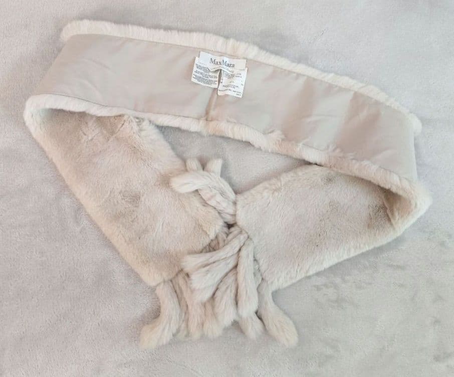 白タグ Max Mara マックスマーラ ラパンファー マフラー ストール