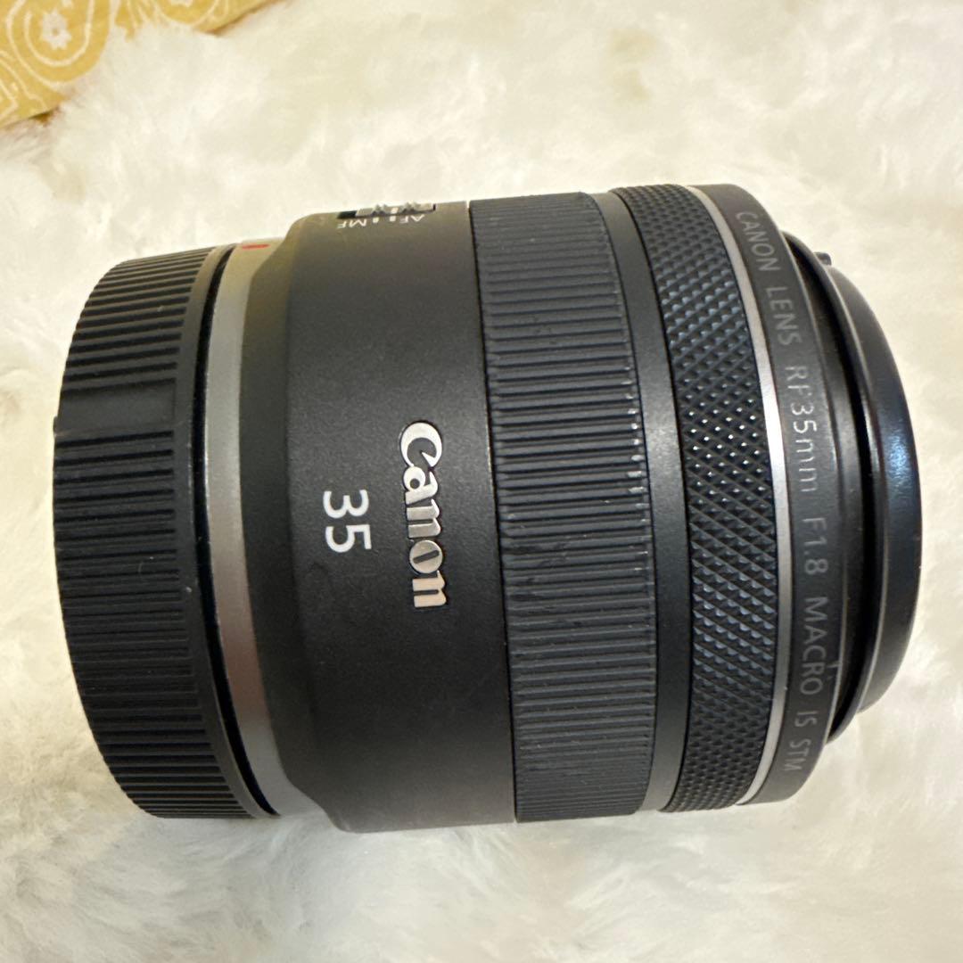 Canon RF 35mm F1.8 MACRO IS STM レンズ