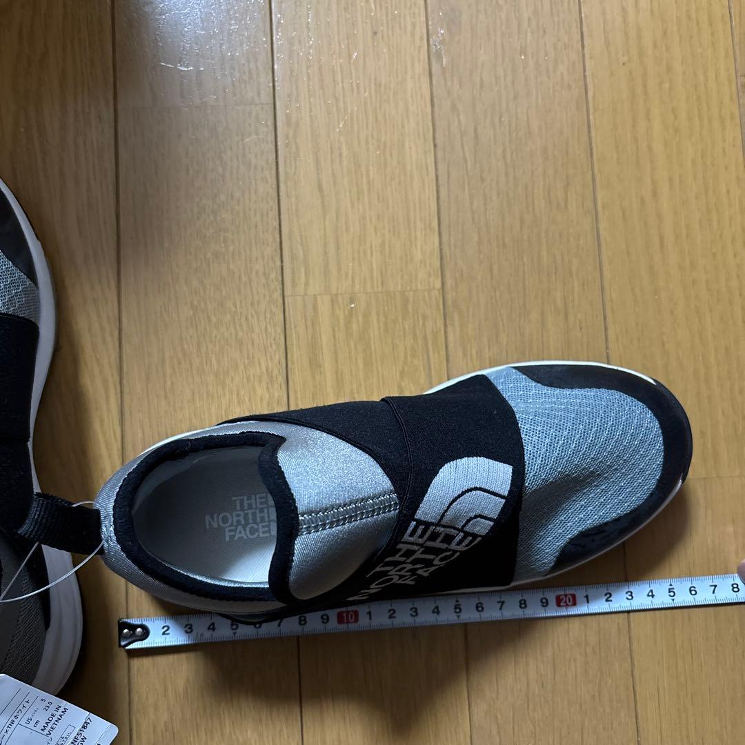 THE NORTH FACE スニーカー Traverse Low III G…