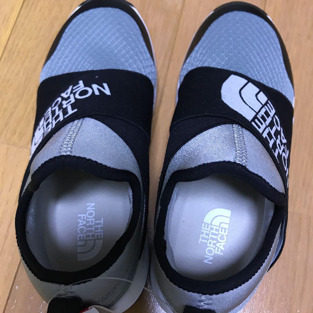 THE NORTH FACE スニーカー Traverse Low III G…