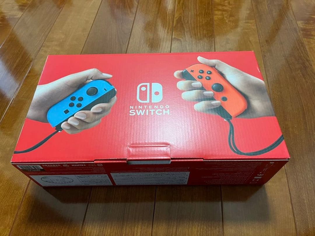 ほぼ未使用❣️ バッテリー強化版Nintendo Switch 本体＆SDカード付