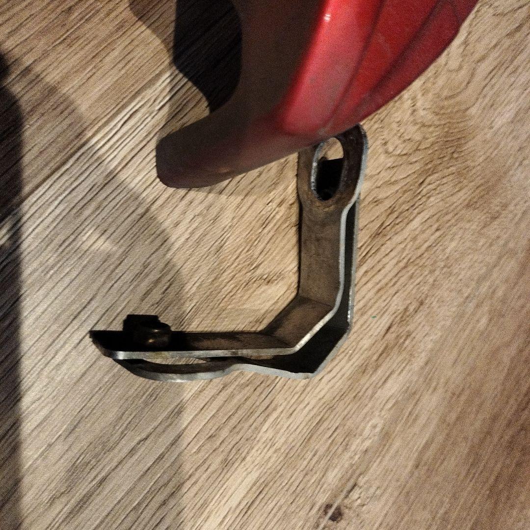 Body Line 赤 ブレーキキャリパーカバーフロント