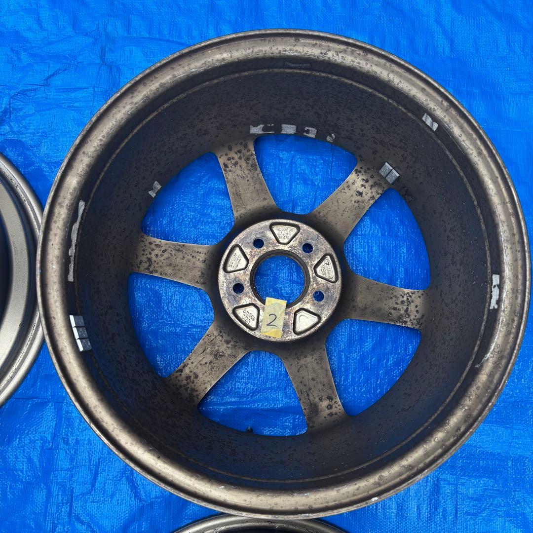 RAYS ボルクレーシング TE37 16in 7.0J+46 PCD100