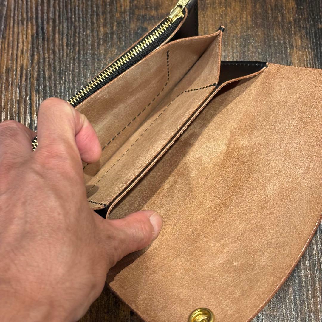 栃木レザー　トラッカーウォレット　茶芯ブラック