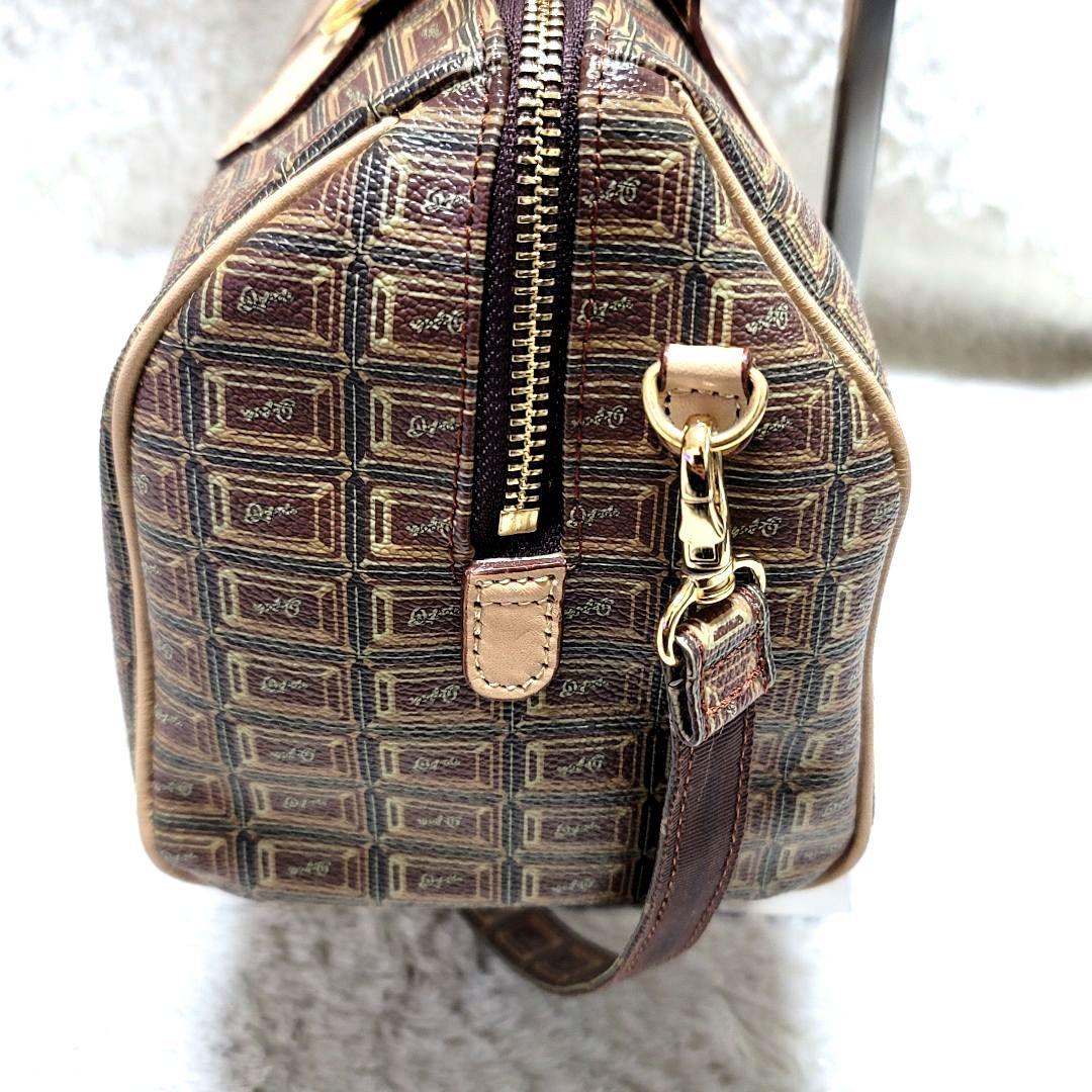 極美品 Q-POT チョコレート 2way ショルダーバッグ ハンドバッグ