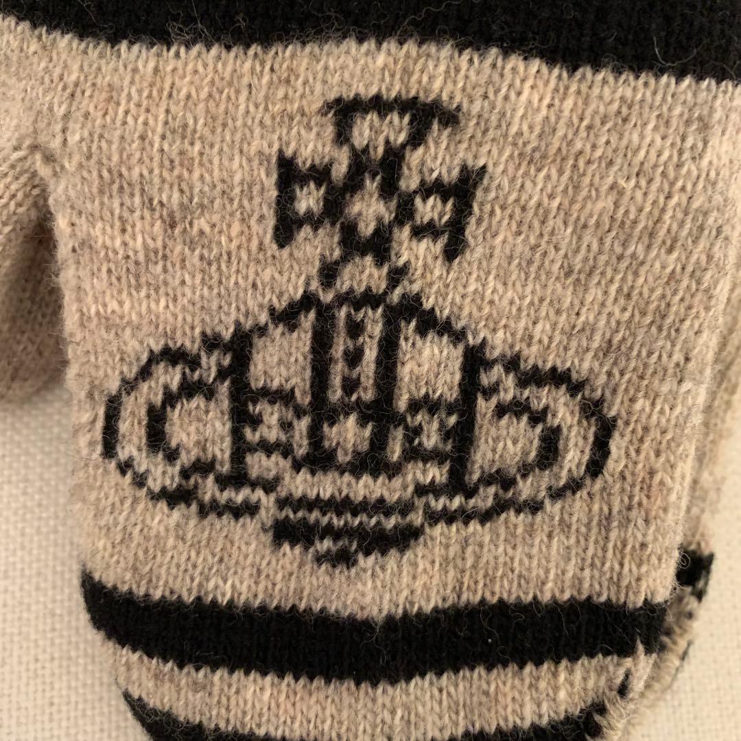 ヴィヴィアンウエストウッド ポンポン付きニット手袋