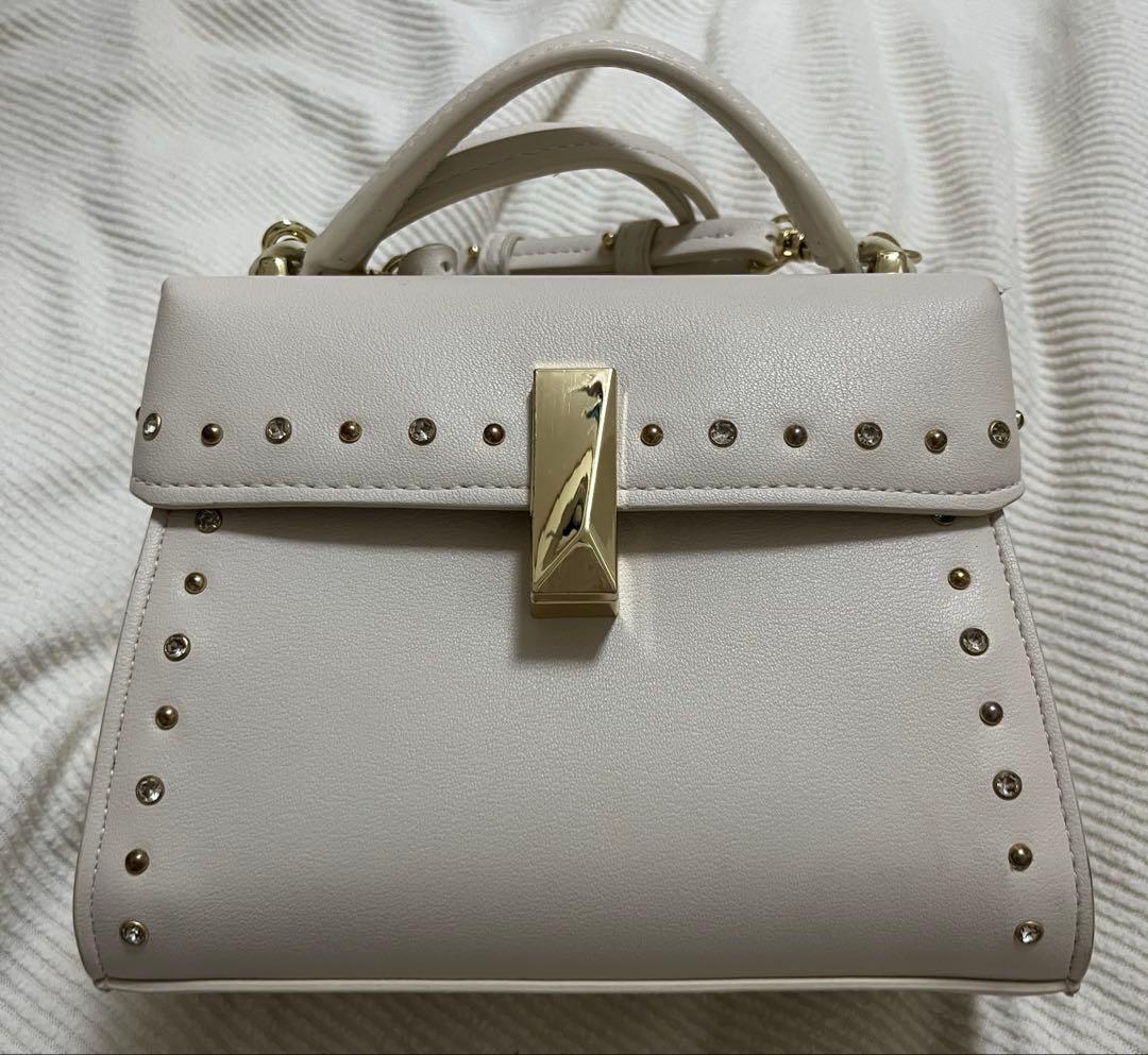 CELFORD セルフォード　リュタン　ビジュースタッズポシェット　アイボリー