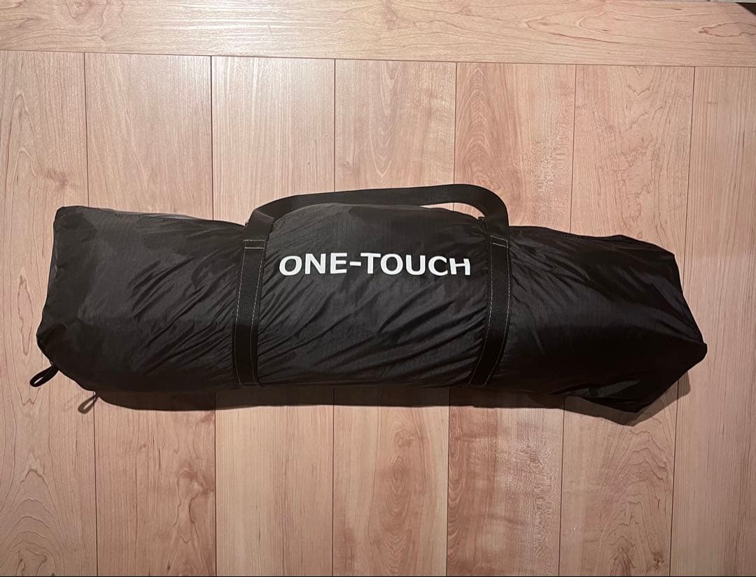 DODワンタッチテント ブラック