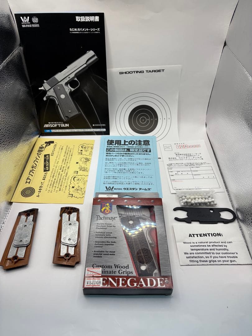 美品　WA コルトレールガン　ブラック　グリップ実銃用バックマイヤーに交換