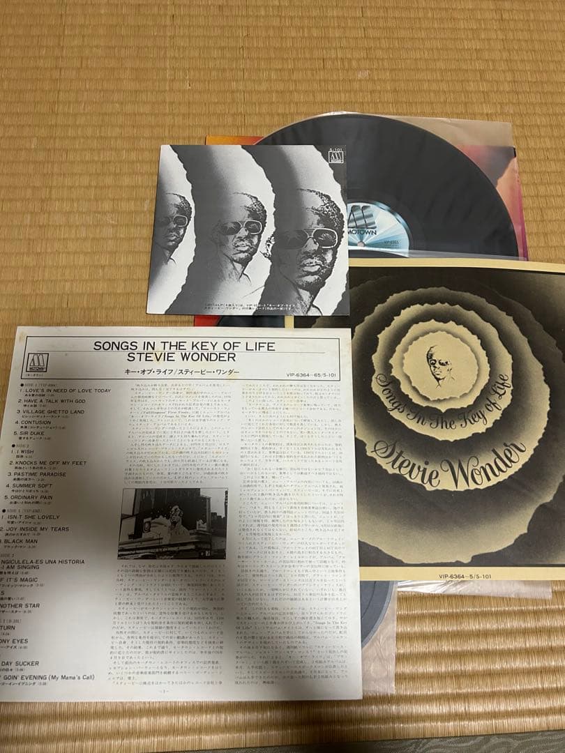 初回LPスティービーワンダー　キーオブライフ　国内盤　付属品全てありポスター