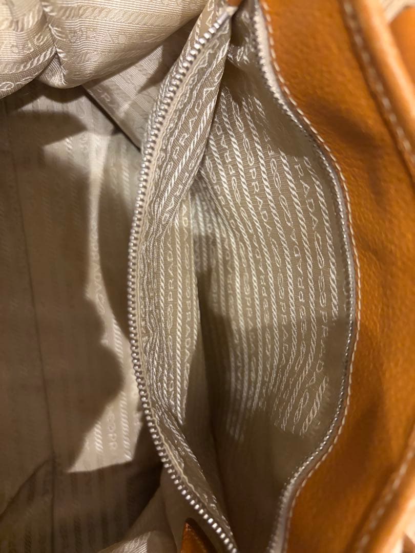 PRADA キャンパス トートバッグ