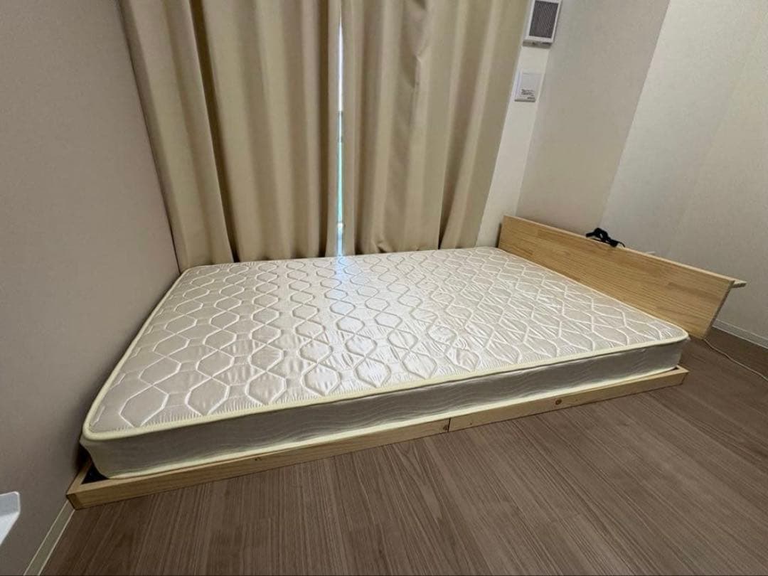 セミダブルベッド　フレームマットレスセット