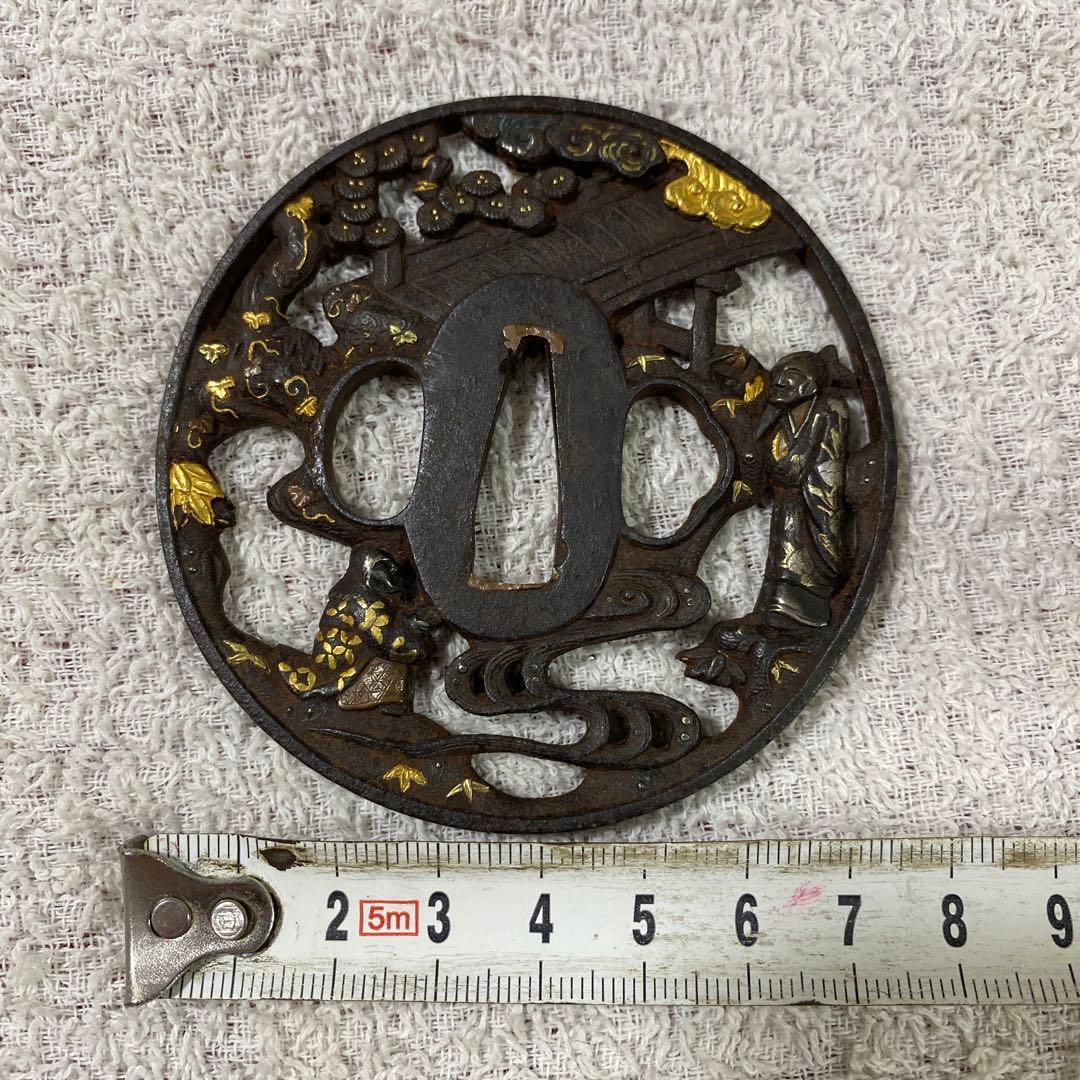 B-28 鍔　金銀象嵌透かし彫り　武具　刀装具　日本刀　鉄製　美術品　工芸品