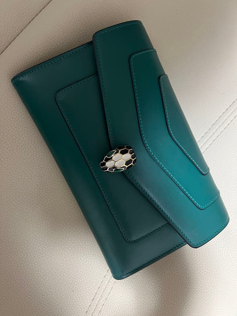 BULGARI 緑色 レザー 長財布