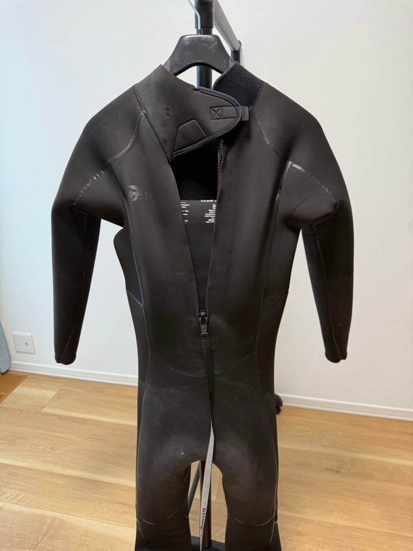 patagonia セミドライウェットスーツR3 メンズM