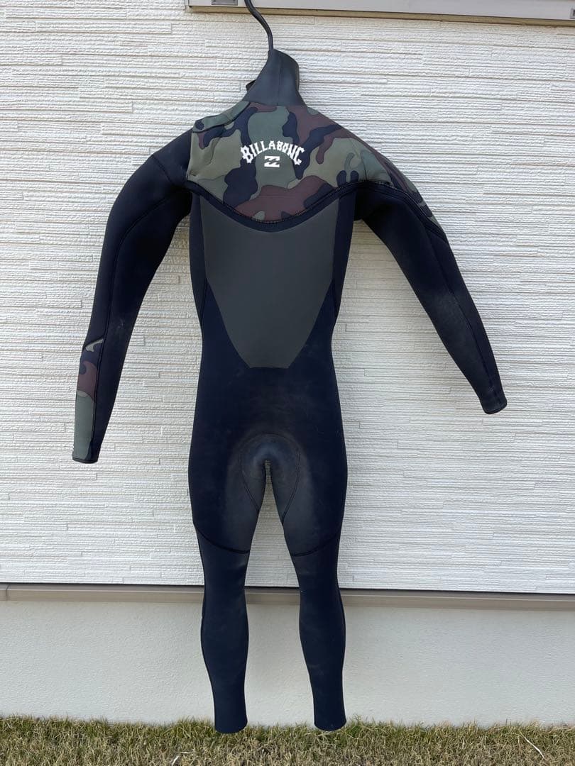 Billabong 迷彩柄 セミドライスーツ