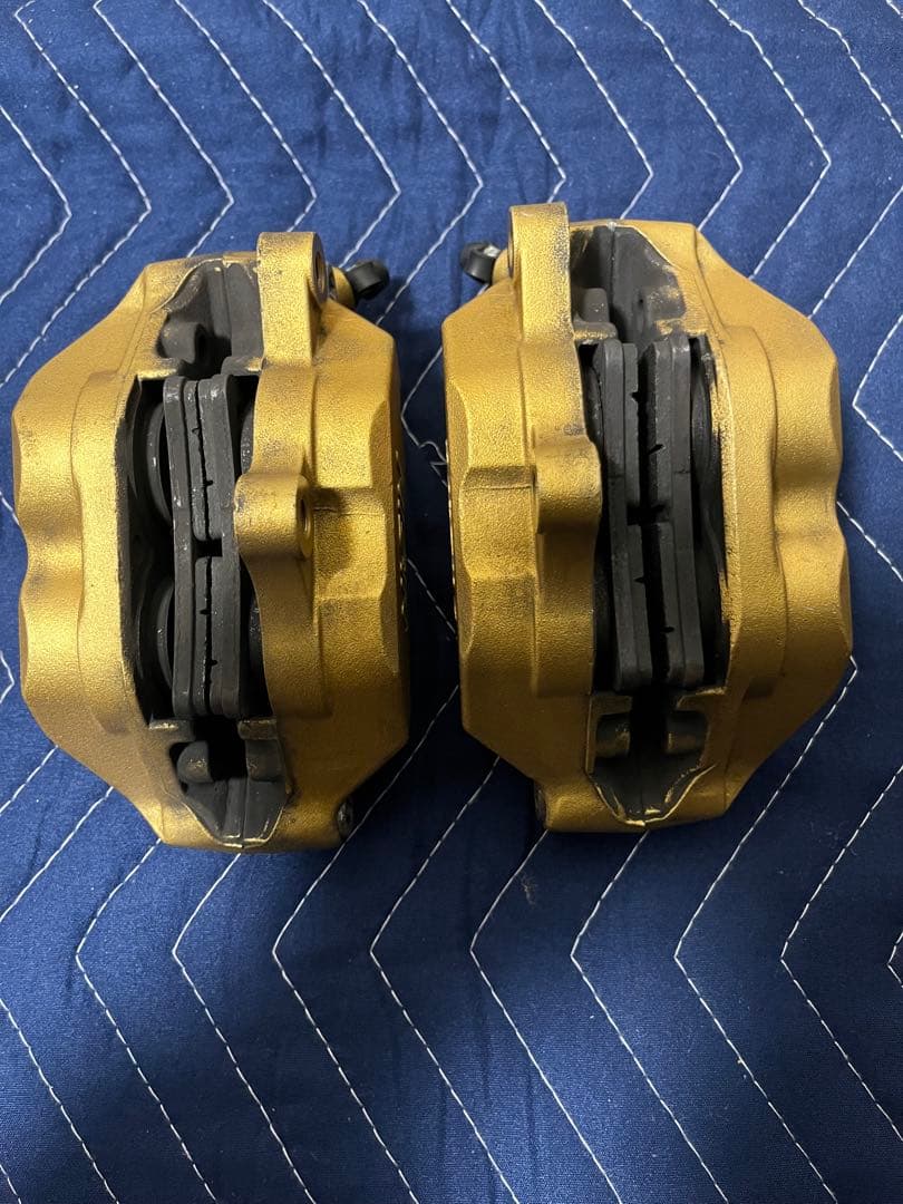 ニッシン　NISSIN ブレーキキャリパー 左右　CB400SF