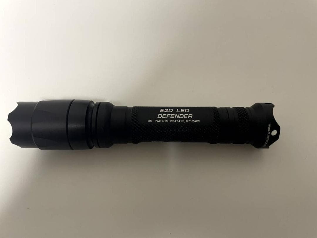 実物 SUREFIRE E2D BK LED DEFENDER シュアファイア