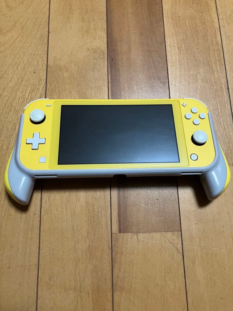 Nintendo Switch Lite グリップカバー　64GB SDカード付