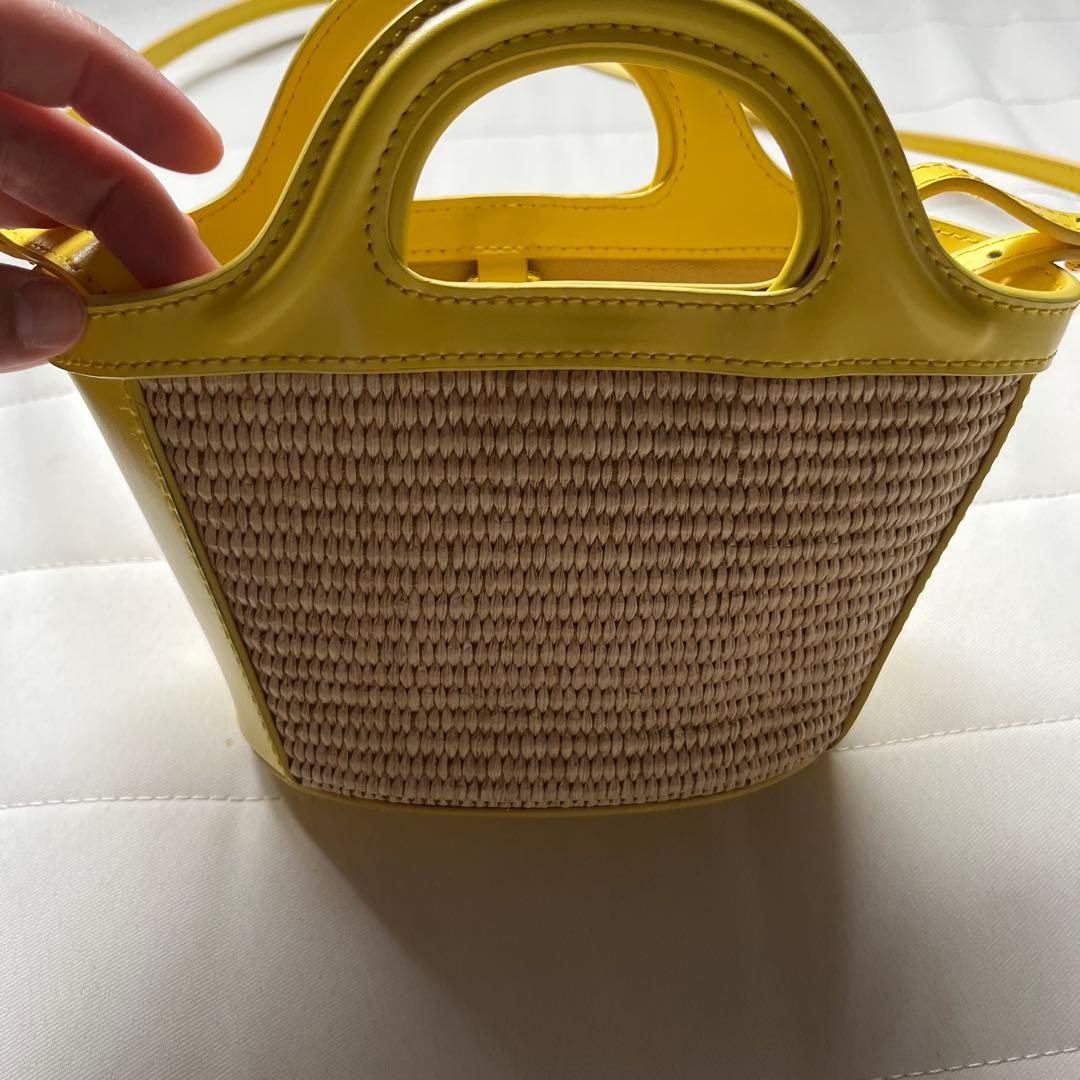 マルニ　かごバッグ　イエロー