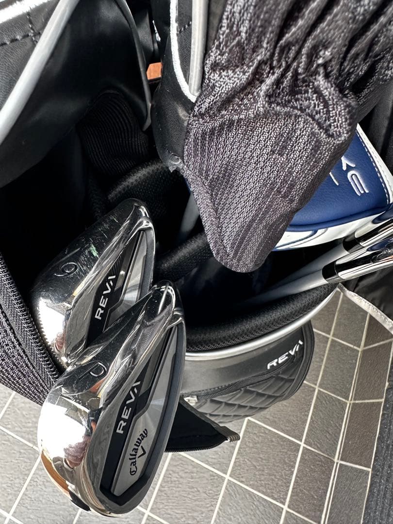 Callaway REVAI ゴルフバッグ とクラブセット