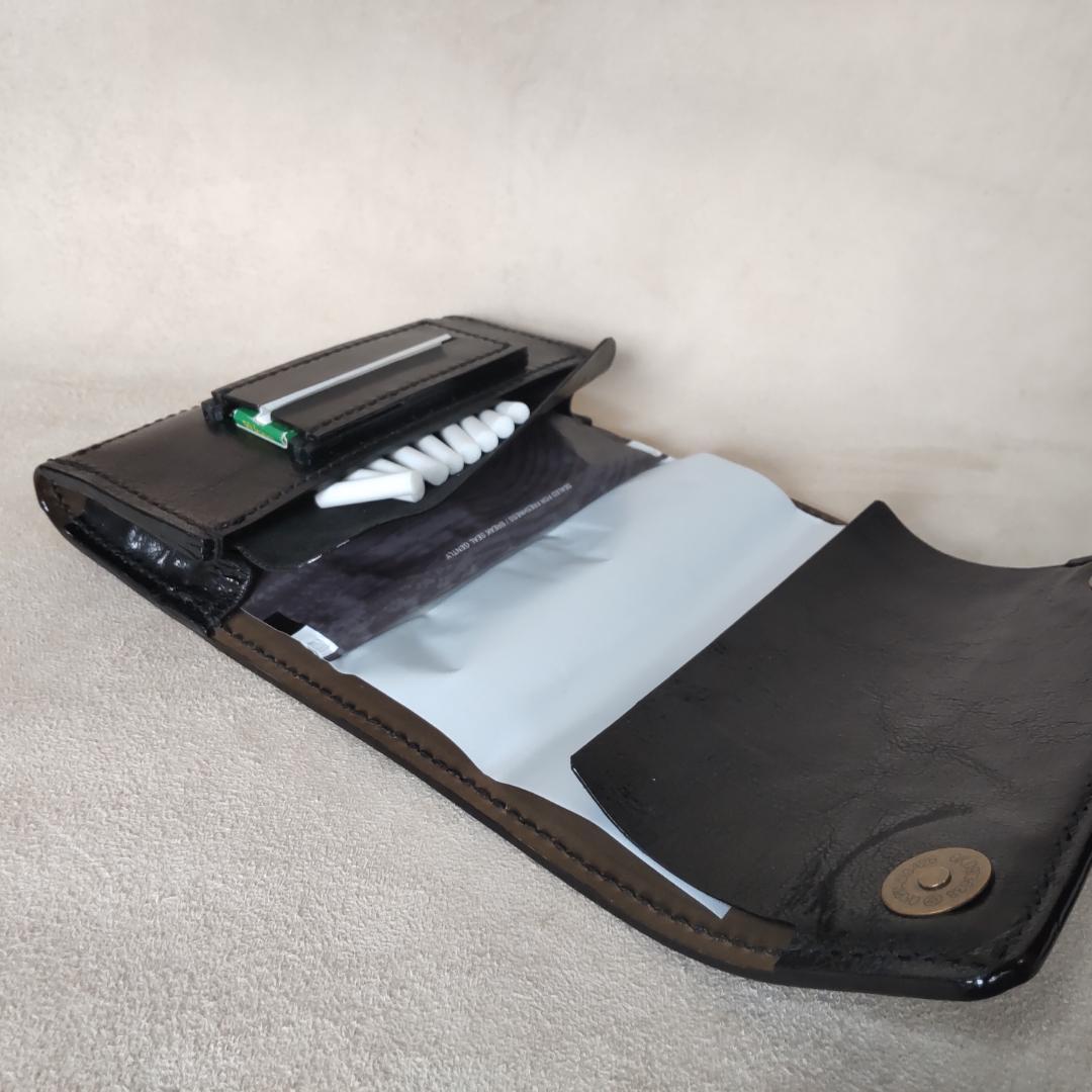 手巻きたばこ 三つ折りシャグポーチ（黒)高級姫路レザー使用 一点物S-58HC