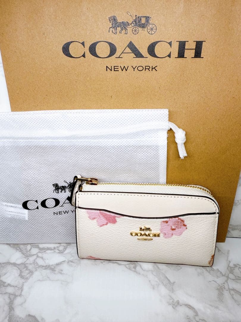 COACH 花柄 レザー キーケース