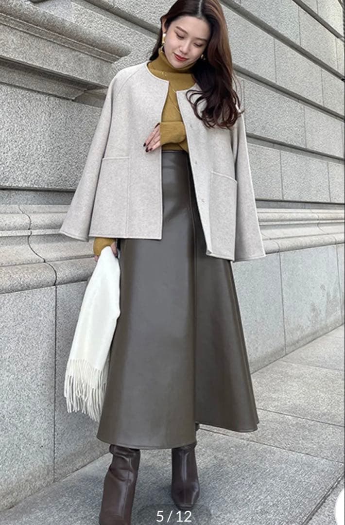 anuans ノーカラーリバーショートコート　ベージュ　アニュアンス