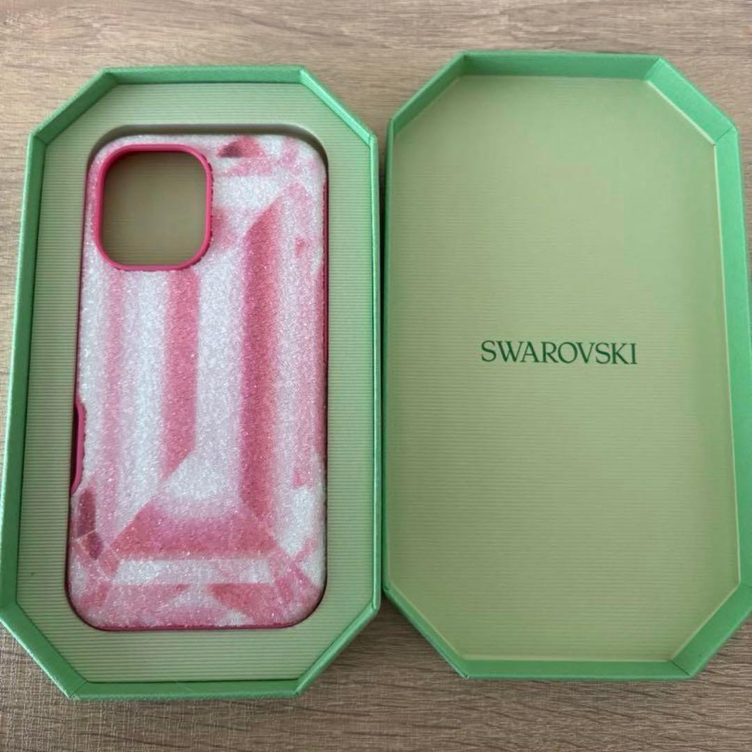 スワロフスキー　iPhone16 ケース　宝石　キラキラ　SWAROVSKI