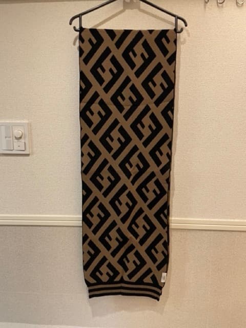 ア*ム様 【正規品】 FENDI フェンディ マフラー