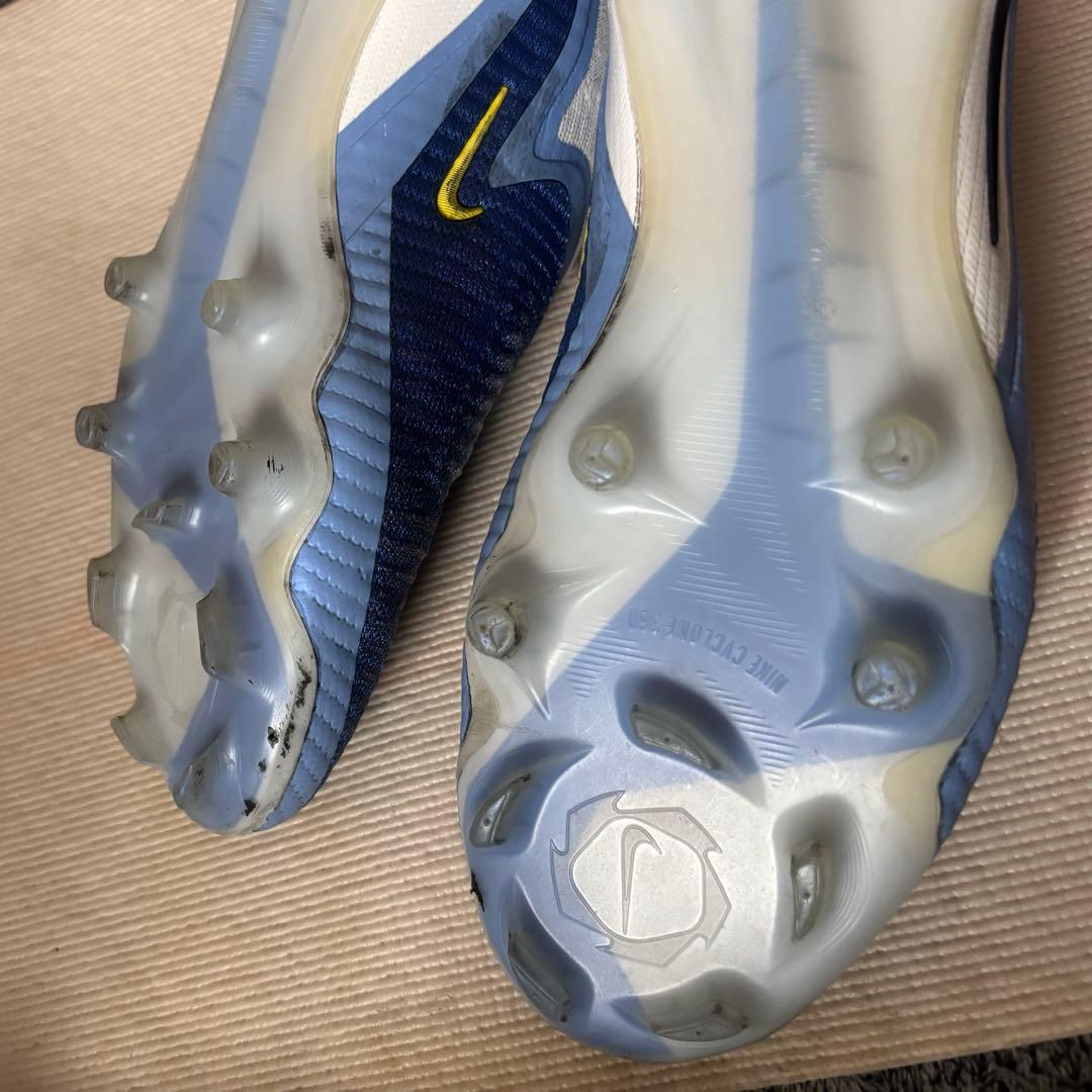 ナイキ　サッカースパイク ファントム6 fg ハイパーヴェノム