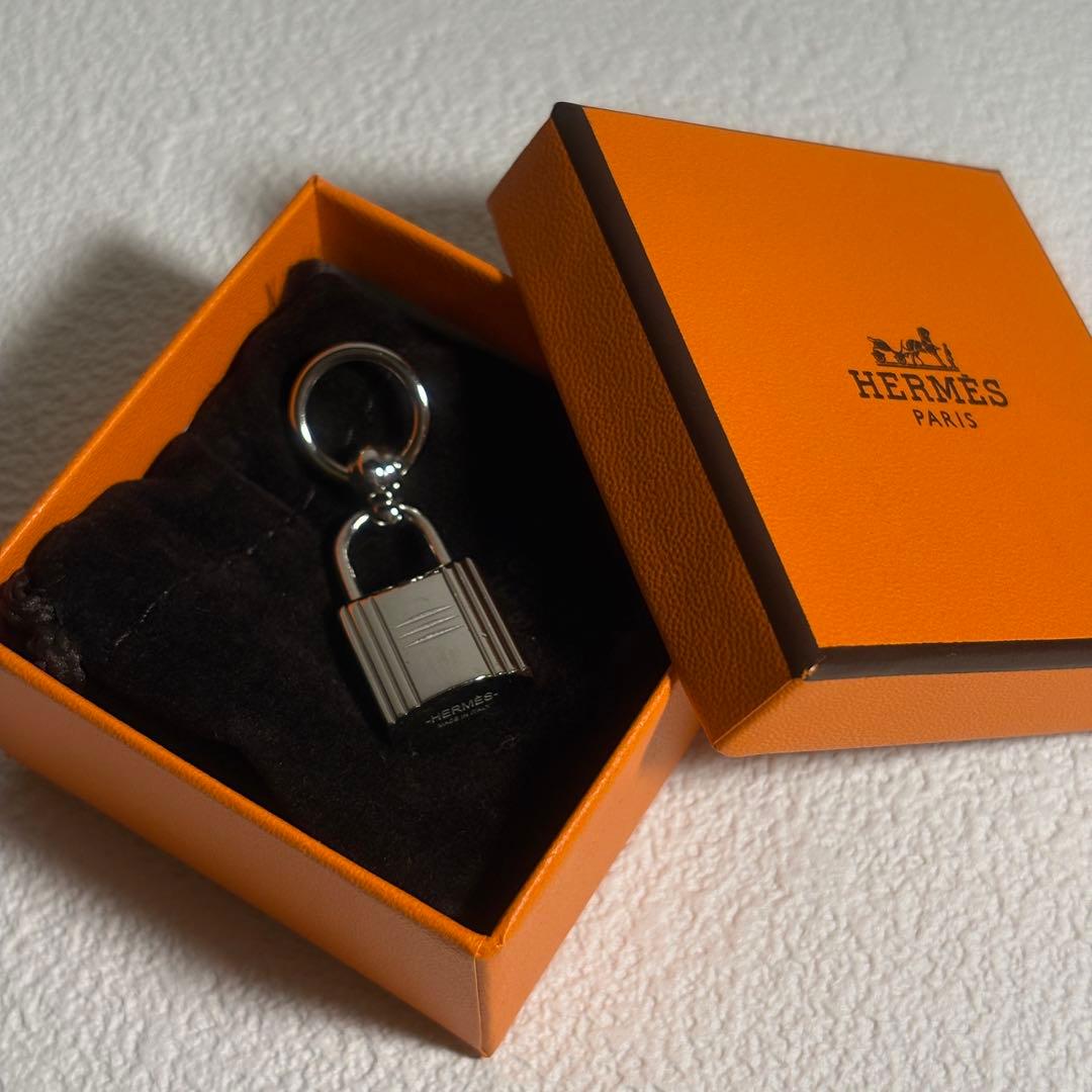 HERMES ツイリーリング（カデナ）