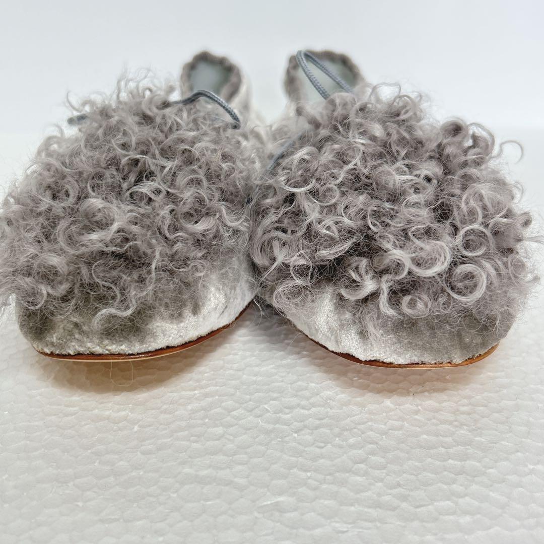 【新品 未使用】希少 PIPPICHIC グレー ファー付きフラットシューズ
