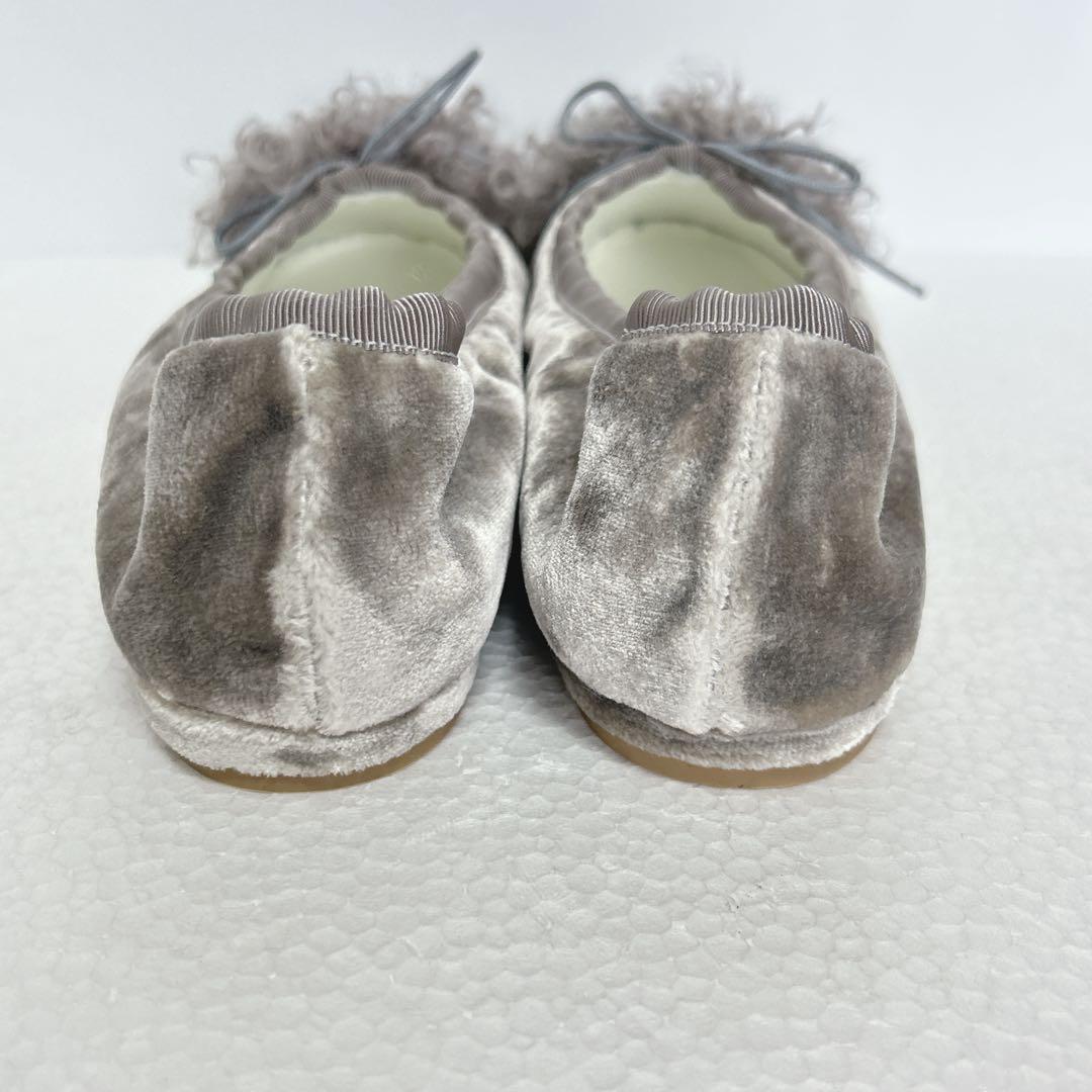 【新品 未使用】希少 PIPPICHIC グレー ファー付きフラットシューズ