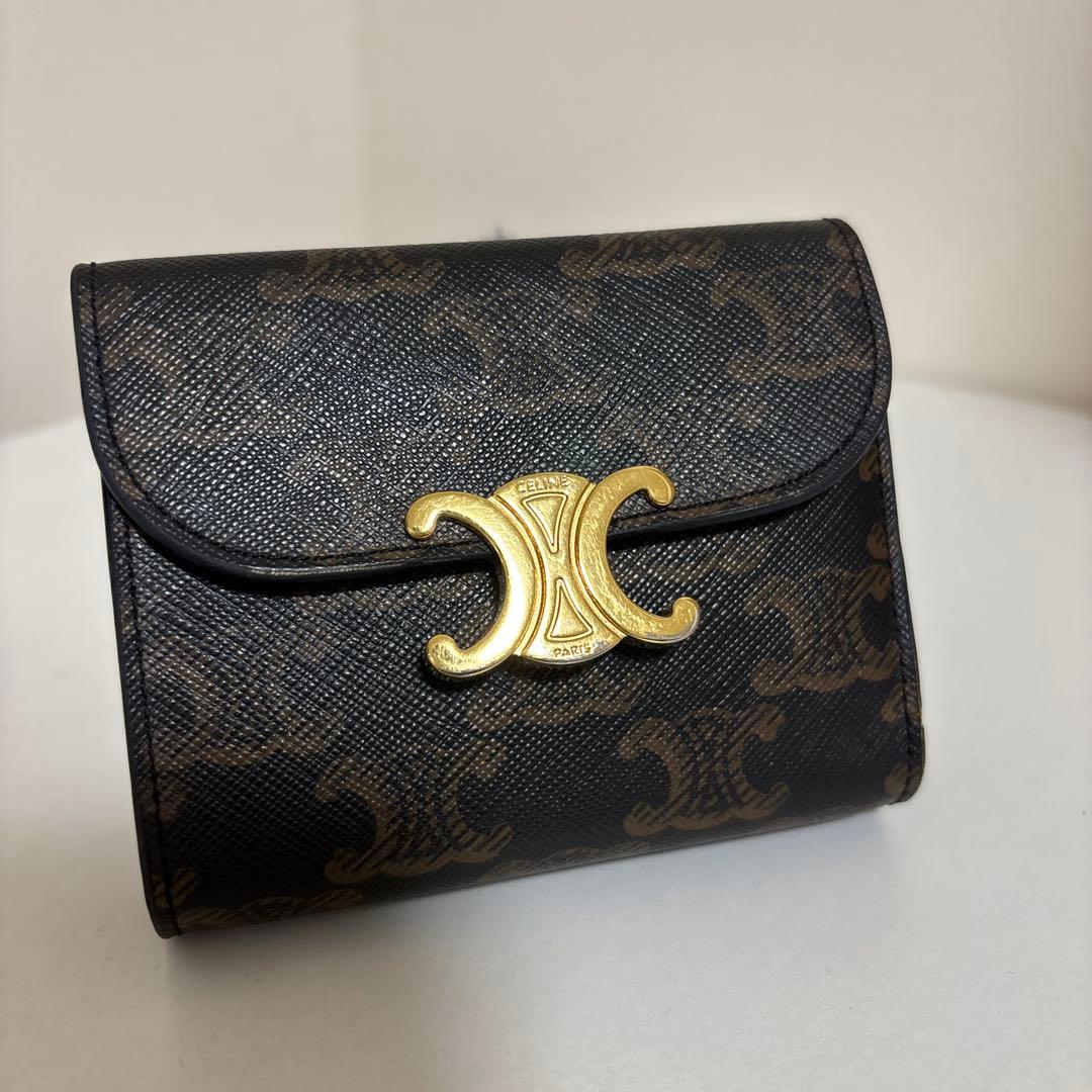 セリーヌ 三つ折り財布 総柄 トリオンフ スモールフラップウォレット 黒