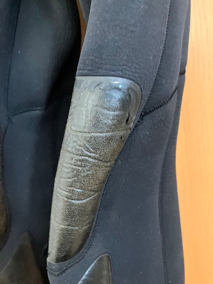 BE WET ウェットスーツ　ピーウェット　ドライスーツ　サーフィン